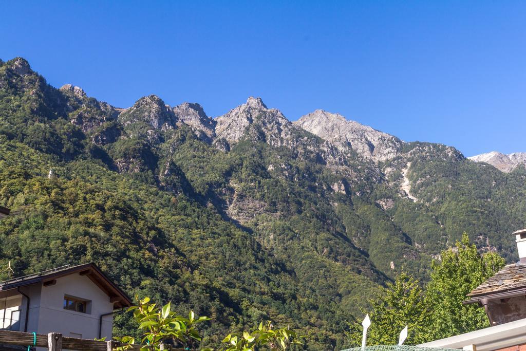 La Sciora Oliva Aparthotel Chiavenna Exterior photo